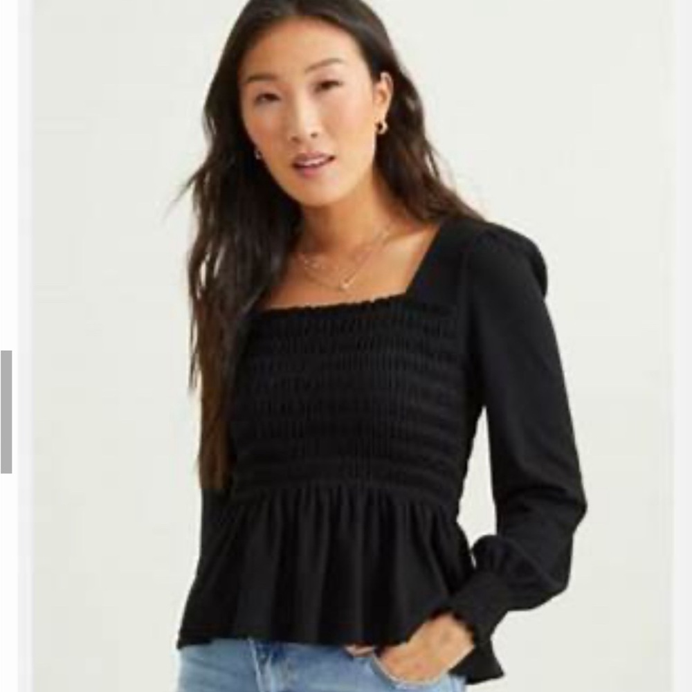 Sophie smocked thermal -NWT, size small